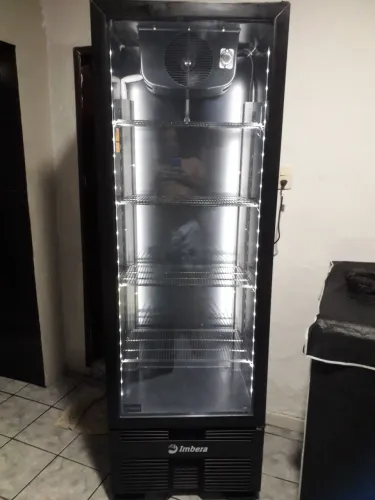 Expositor slim Imbera 390 lts 