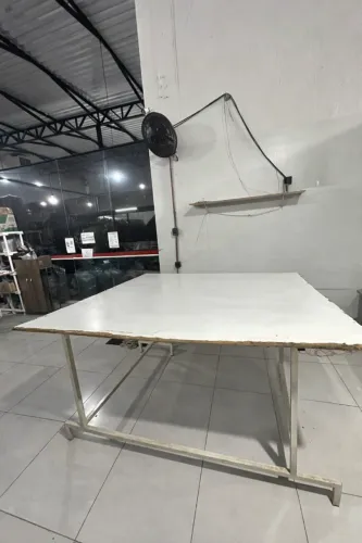 MESA CORTE PARA CONFECÇÃO 