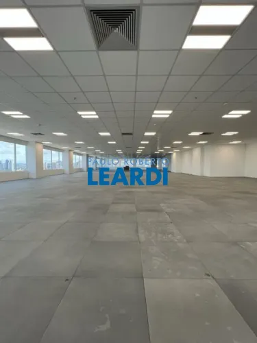 CONJ. COMERCIAL - ALPHAVILLE - SP
