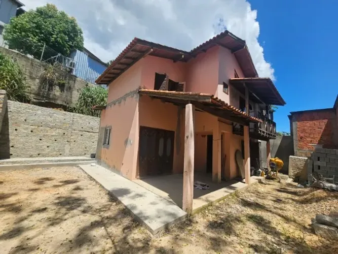 Casa (primeiro andar) para Locação em Florianópolis, Agronômica, 2 dormitórios.