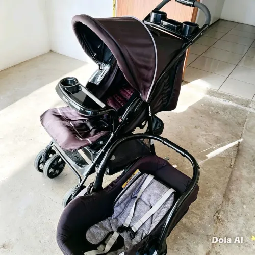 Kit carinho e bebê conforto semi novo