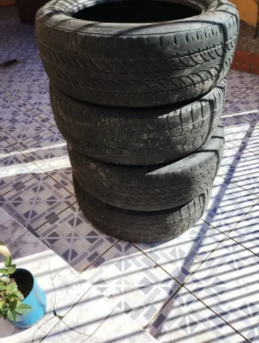 Pneu 205/60/R16