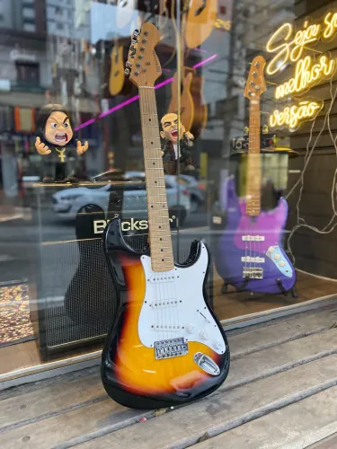 Guitarra Michael Strato