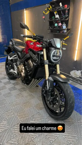 Vendo Honda cb 650r 2022