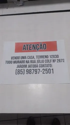 Vendo uma casa