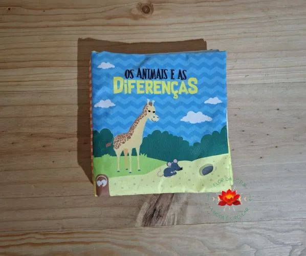 Livro de Pano Os Animais e as Diferenças - Coleção Meu Livro Fofihho