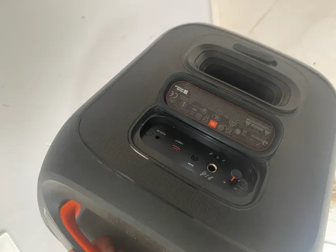 Caixa JBL