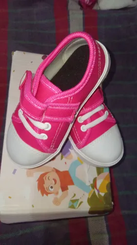Tênis infantil feminino Novo tam 21