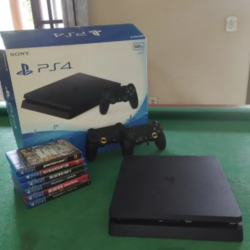 PS4 Slim 500GB - Completo 13.02 + 6 Jogos Físicos + Pasta de Sucessos!