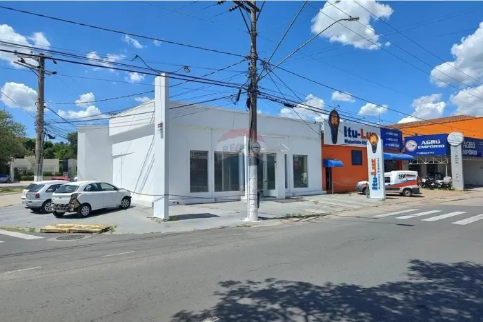 Excelente Ponto Comercial de esquina em Avenida Estratégica de Itu/SP