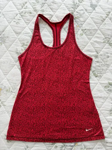 Camiseta feminina Nike Dri-Fit