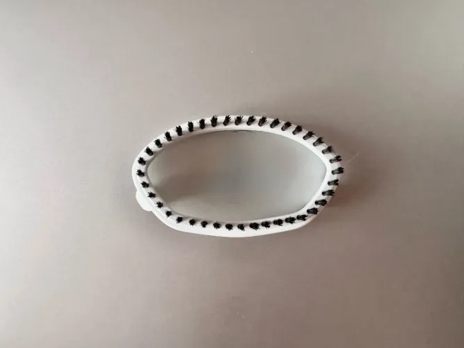 Escova Removedora de Pelos BLACK+DECKER