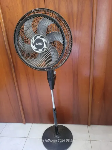 Ventilador Arno coluna
