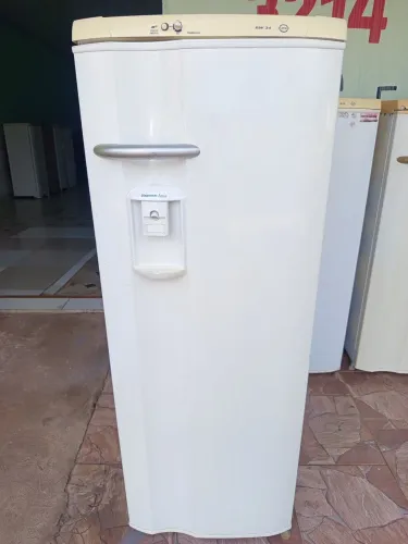 Geladeira Electrolux 320L