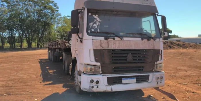 SINOTRUCK 2009 PARA RETIRADA DE PEÇAS