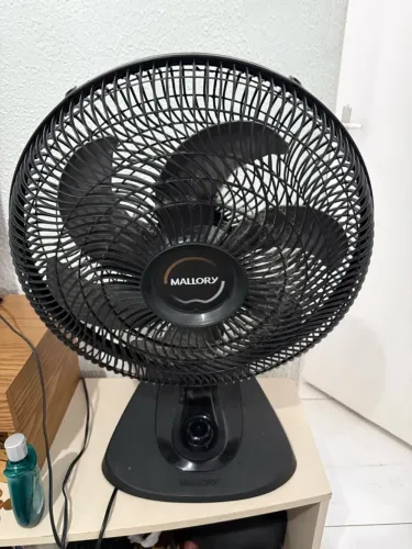 Ventilador de Mesa Mallory Preto
