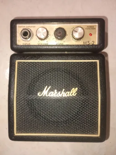 Mini amplificador marshall
