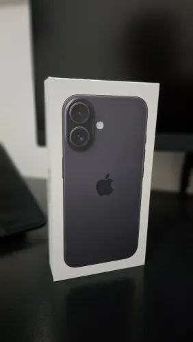 iPhone 16 - LACRADO + NF e 01 ano de Garantia (APENAS VENDA)