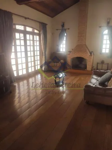 Casa com 4 quartos à venda, 320 m² por R$ 742.000 - Sítio São José - Suzano/SP