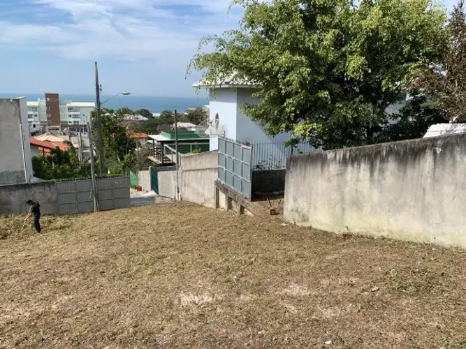 Terreno à venda em Florianópolis-SC, no bairro Ingleses do Rio Vermelho, com 450,00 m² de 