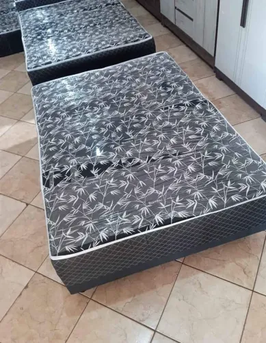 Cama Box casal novas com 3cm de espuma acoplada direto da fábrica entrega grátis