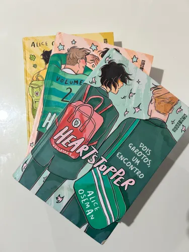 heartstopper 1, 2 e 3 capa dura | leia a descrição