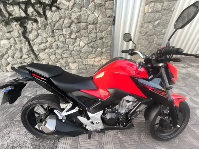 Moto Cb300f Twister 23/23 ABS