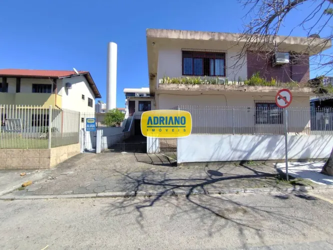 Apartamento para alugar, 28 m² por R$ 1.391,00/mês - Capoeiras - Florianópolis/SC