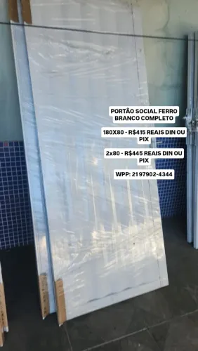 Portão social de ferro branco completo