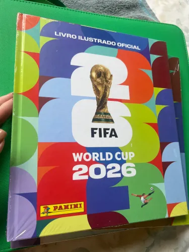 Álbum da copa 2026 PANINI (LACRADO) + figurinhas pra colar