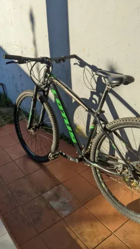 Bicicleta Lotus Aro 29