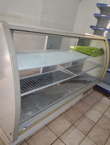 BALCÃO REFRIGERADO