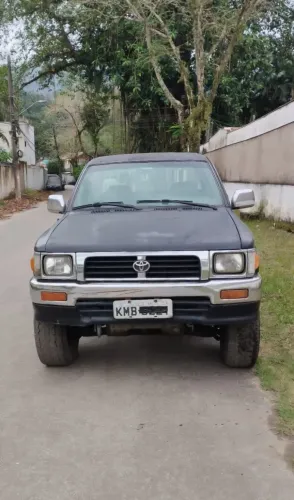 Toyota Hilux CD SR5 4X4 2.8 Diesel 2001