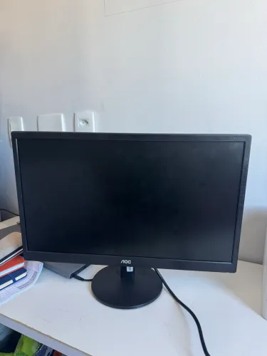 Monitor AOC E 227 OS 21,5 polegadas R$280 leva
