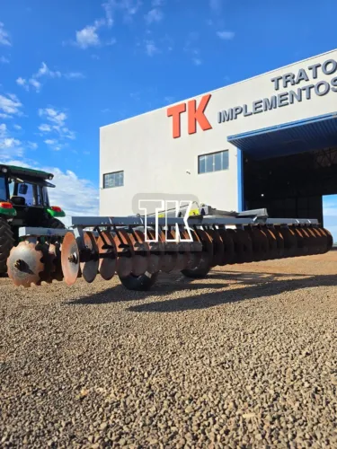 cod 1486 GRADE NIVELADORA DE CONTROLE 52 DISCOS BALDAN ANO 2022 - Tk Tratores Nova Andradi