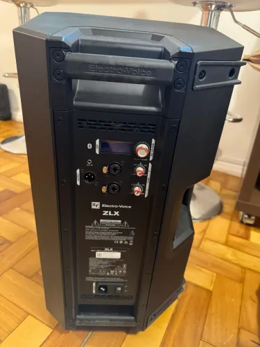Caixa de som amplificada Eletro Voice ZLX 12-BT