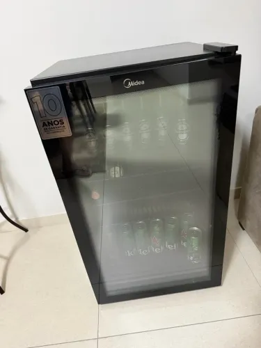 Cervejeira e Adega Midea