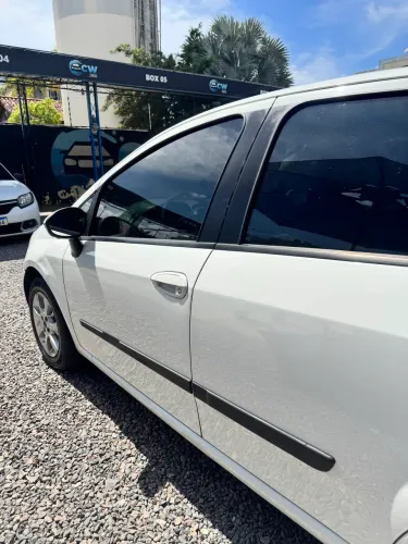 Fiat Punto Attractive 1.4 Fire Flex 8V 5P 2013