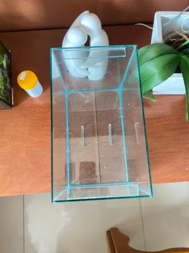 Aquário de vidro 7 litros