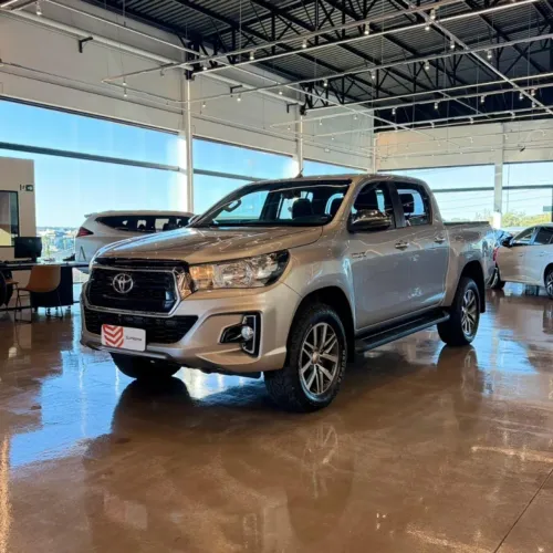 Toyota Hilux CD SRV 4X4 2.8 TDI Diesel Aut. 2020