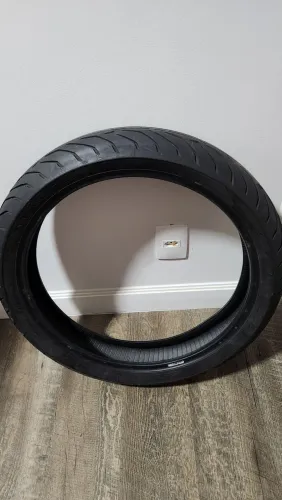PNEU PIRELLI ANGEL GT2 120/70 R19 USADO