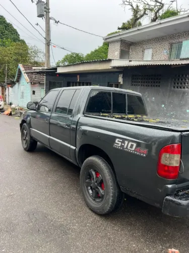 Chevrolet S10 Blazer DLX 2.8 4X4 TB Interc. Diesel 2004