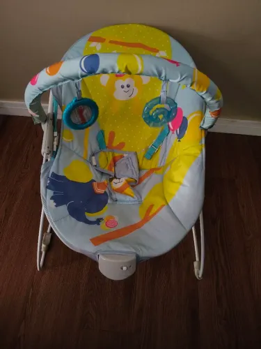 Vendo Cadeirinha infantil