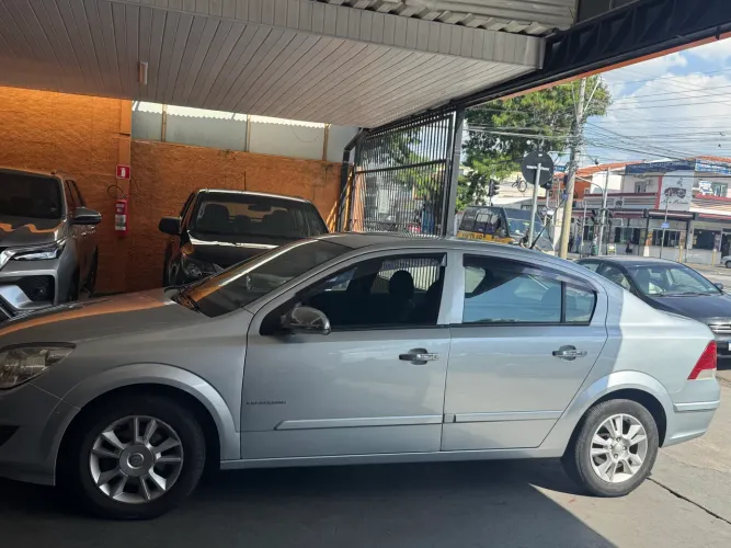 Chevrolet Vectra Expression 2.0 MPFI Flexpower MEC 2011