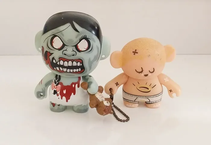 Lote com 2 Miniaturas imagem. LEIA A DESCRIÇÃO COM ATENÇÃO!