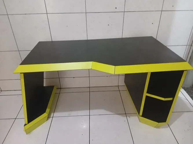 MESA GAMER