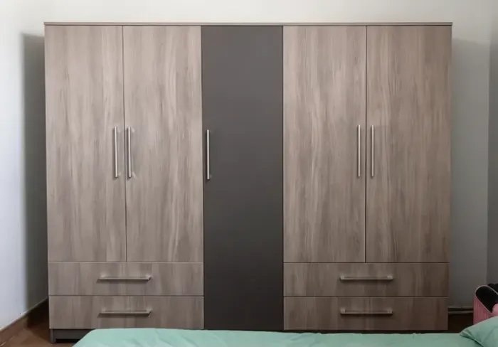 Guarda roupa casal 