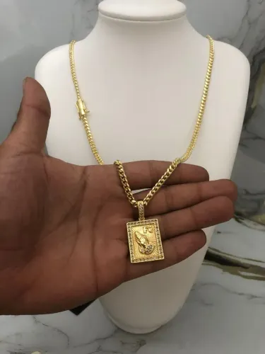 Cordão de luxo de alto padrão com 13 banhos de ouro 18k 750 e 2 anos de garantia 