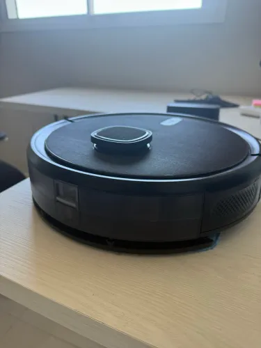 Robô aspirador e passa pano Electrolux 