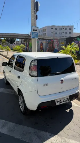 Fiat Uno Attractive 1.0 EVO Fire Flex 8V 5P 2016